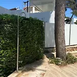 With Garden And Swimming And 아파트 *