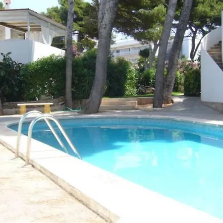 Apartment With Garden And Swimming And *