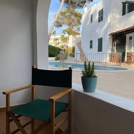 Apartment With Garden And Swimming And *