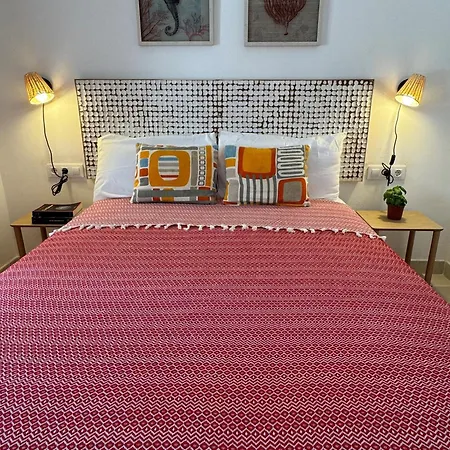 Apartment With Garden And Swimming And Cala Blanca (Menorca)