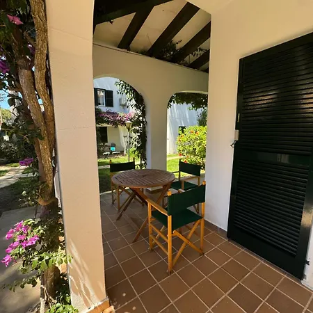 With Garden And Swimming And Appartamento