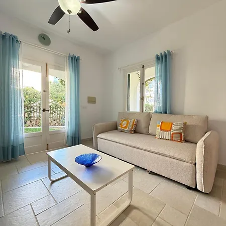 Appartement With Garden And Swimming And Cala Blanca (Menorca)